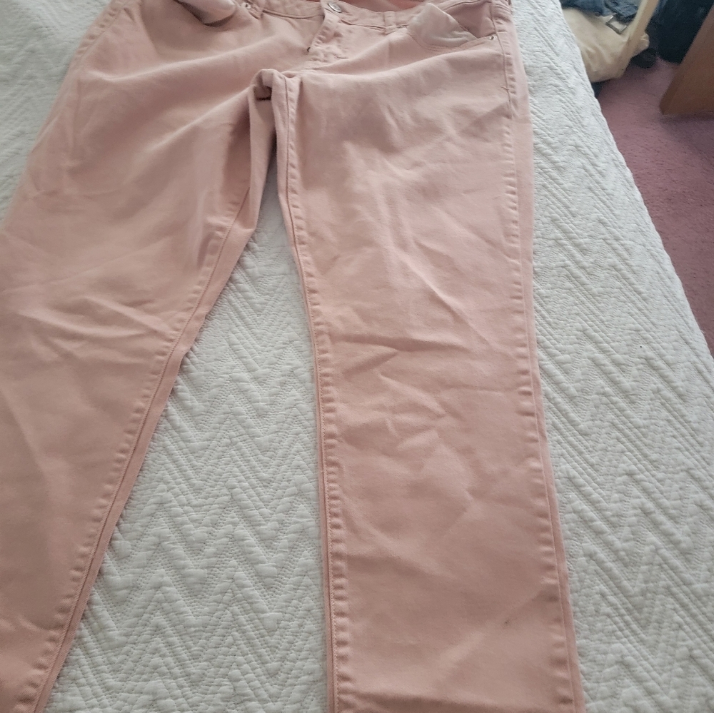 American Eagle Outfitters peach colored jeans